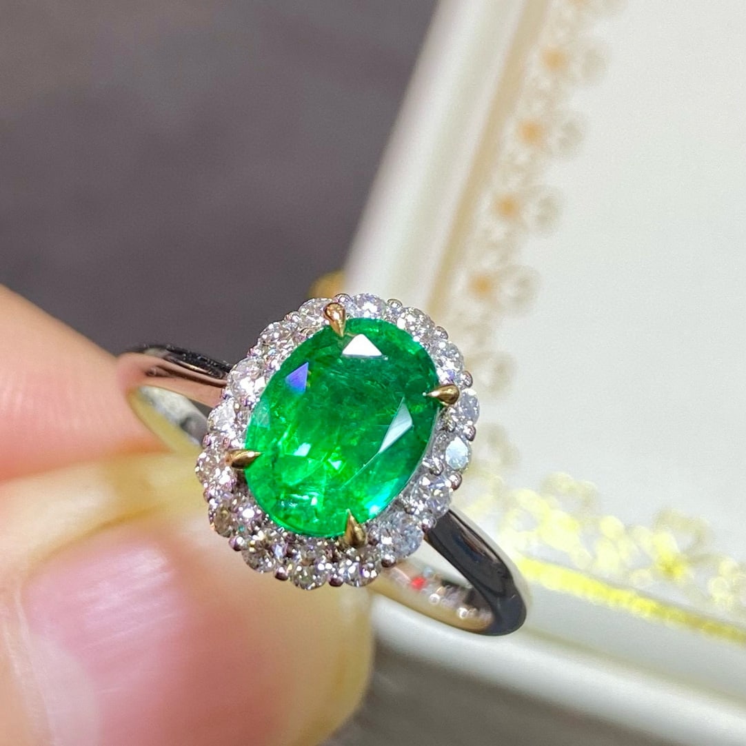 14k Gold 1.73 Ctw Vivid Green Natural Emerald & Diamond Ring (1 of 6)