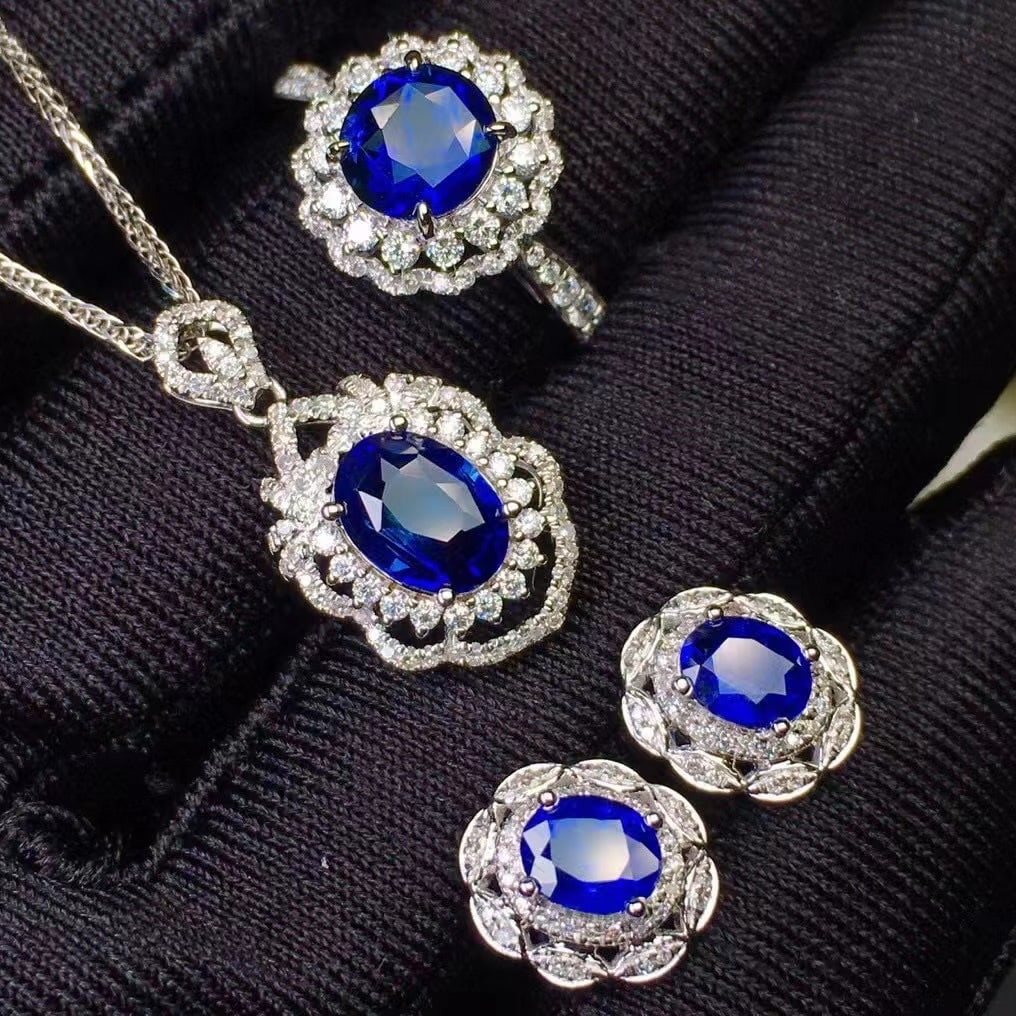 14k Gold 3.93 Ct Vivid Blue Natural Sapphire & Diamond Jewelry Set - 2