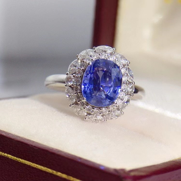 14k Gold 2.95 Ctw Natural Sapphire & Diamond Ring: Ref:230944218 // gold content:14k gold // ring size:7. 25us // // main gemstone:sapphire // shape:oval // carat weight:2. 2ct // color:blue // treatment:natural // // adjacent gemstone 2 : diamond
