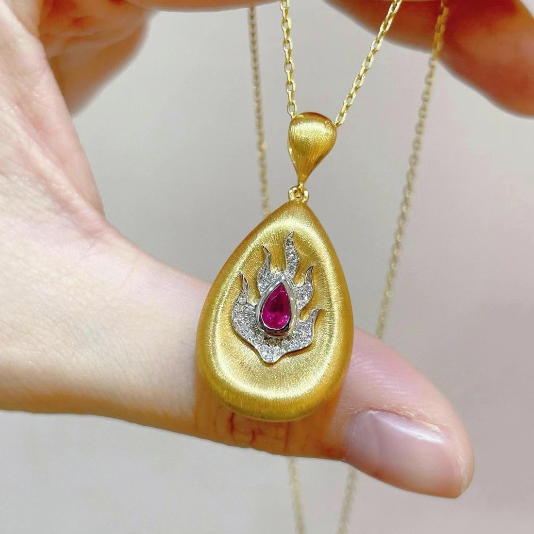 14k Gold 0.40 Ctw Natural Ruby & Diamond Pendant( Without Chain ) - 3