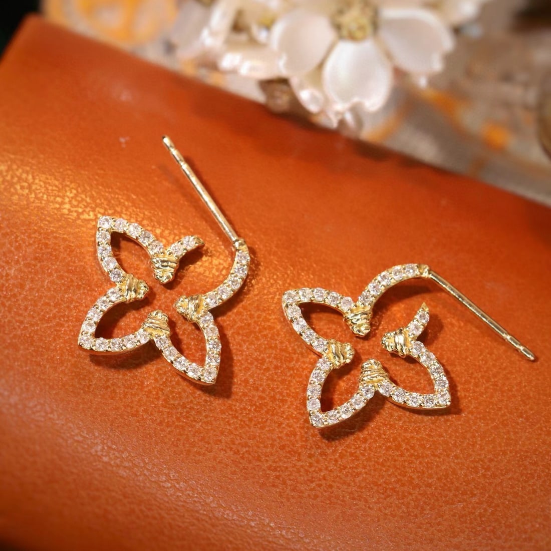 14k Gold 0.4 Ct Natural H Diamond Earrings - 2