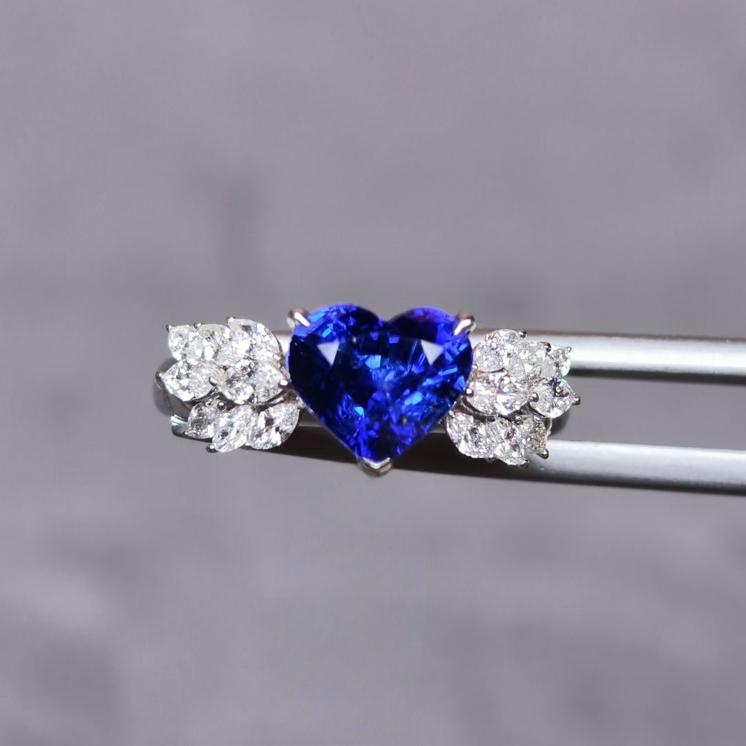 14k Gold 3.24 Ctw Natural Sapphire & Diamond Ring - 2