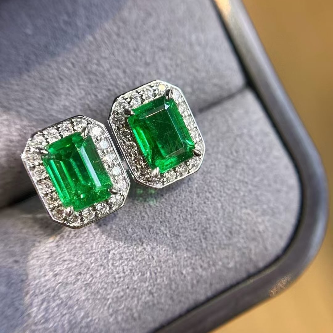 14k Gold 1.94 Ctw Vivid Green Natural Emerald & Diamond Earrings - 2