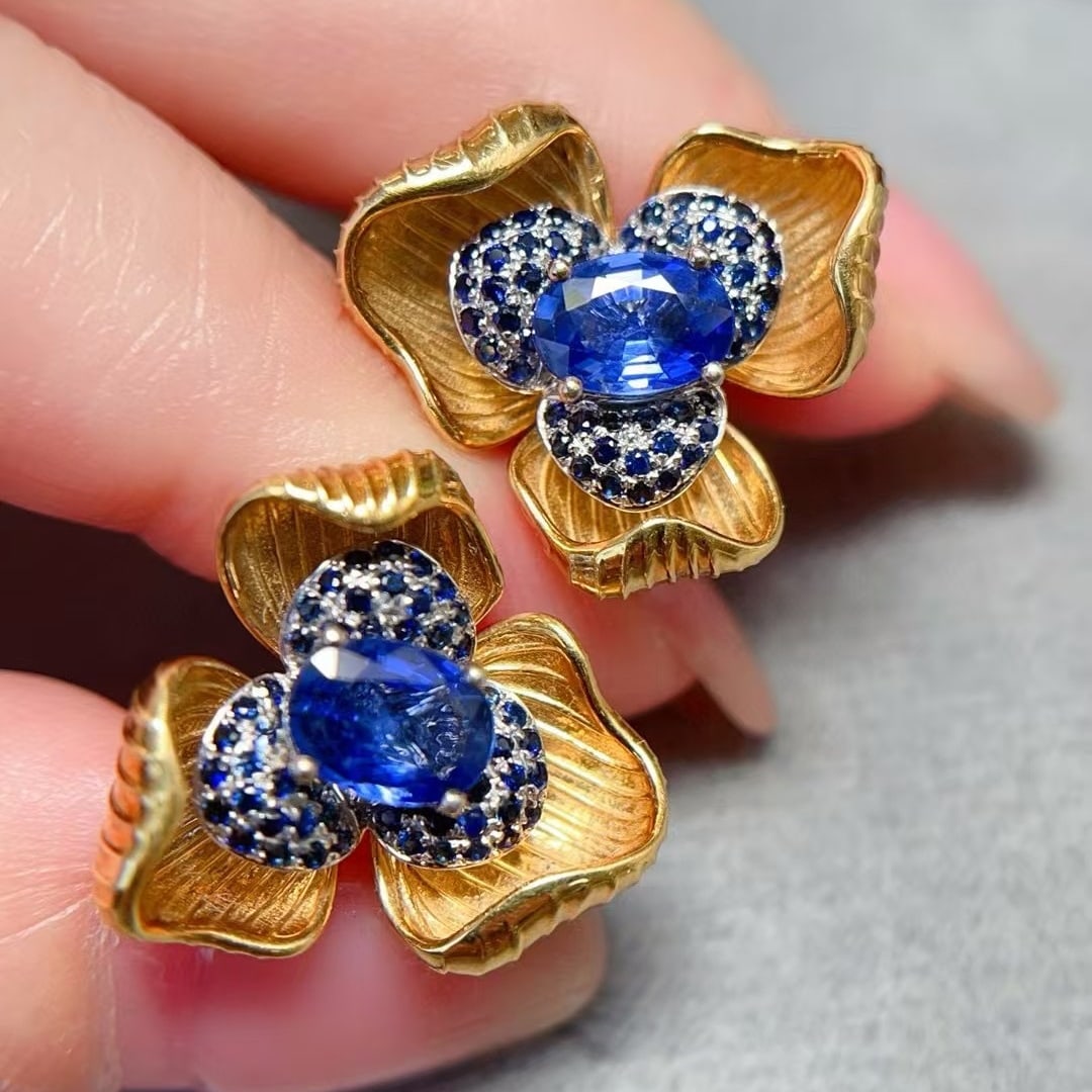 14k Gold 1.9 Ct Natural Sapphire & Sapphire Earrings - 5