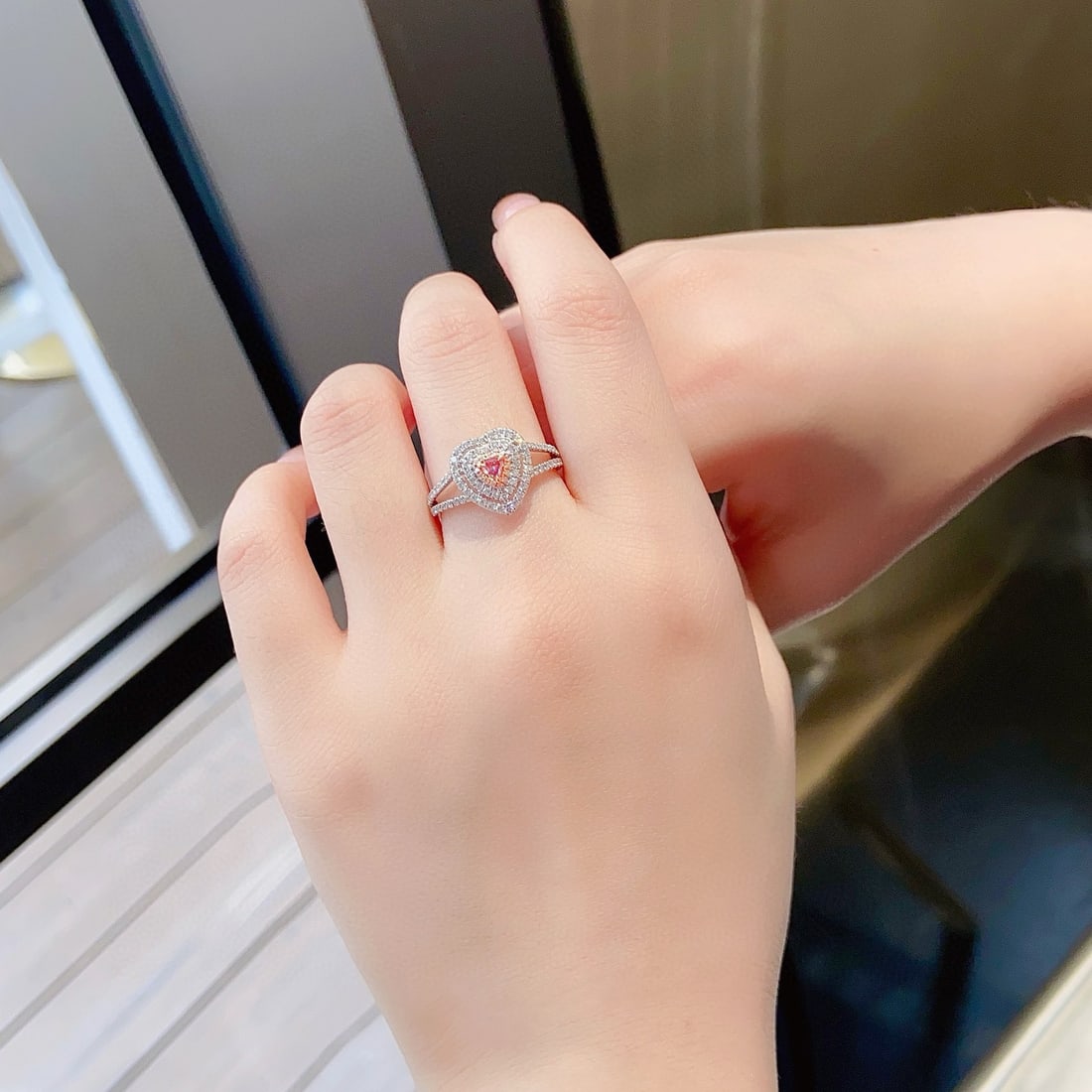 14k Gold 0.58 Ctw Natural Pink Diamond & Diamond Ring - 3