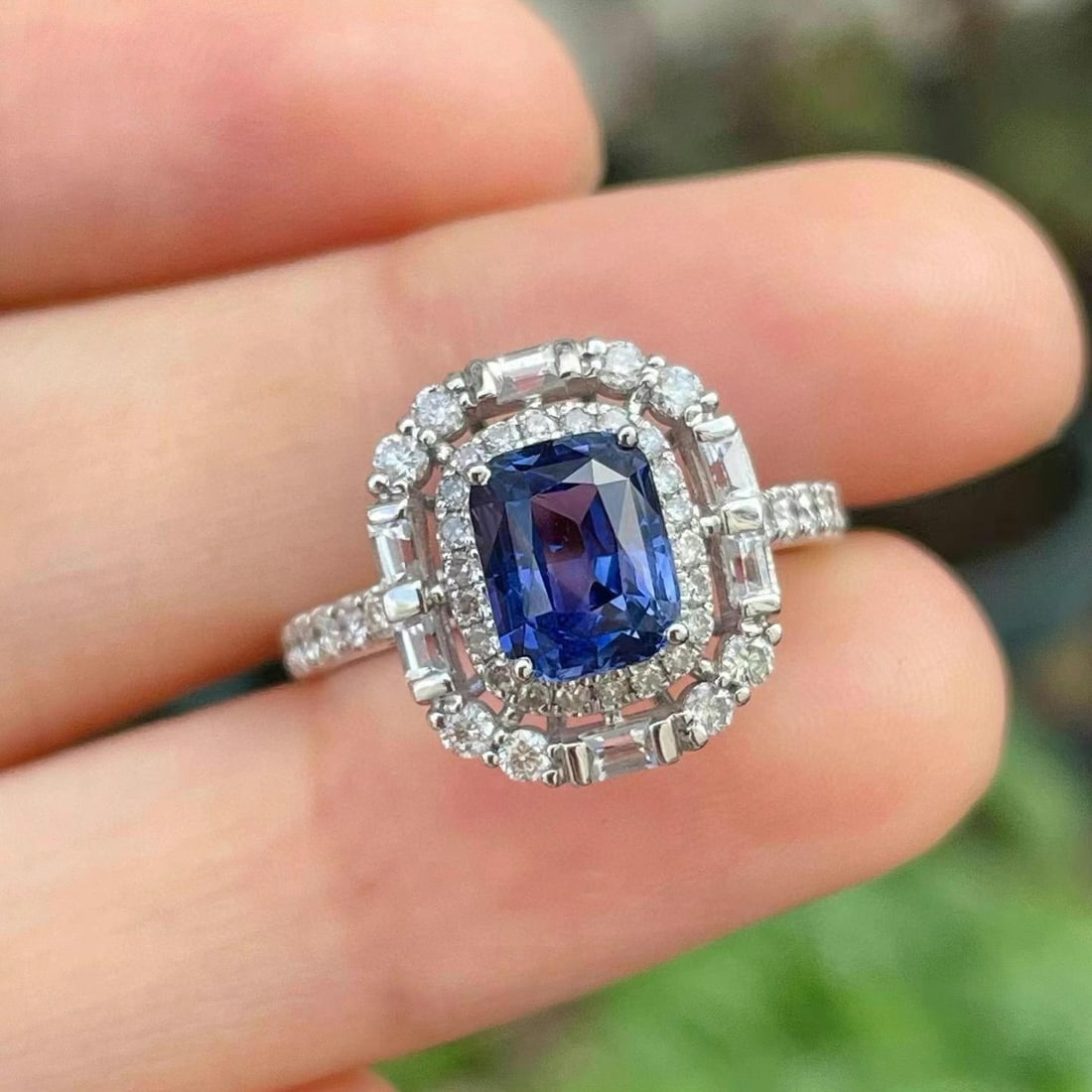 14k Gold 2.22 Ctw Natural Sapphire & Diamond Ring - 2