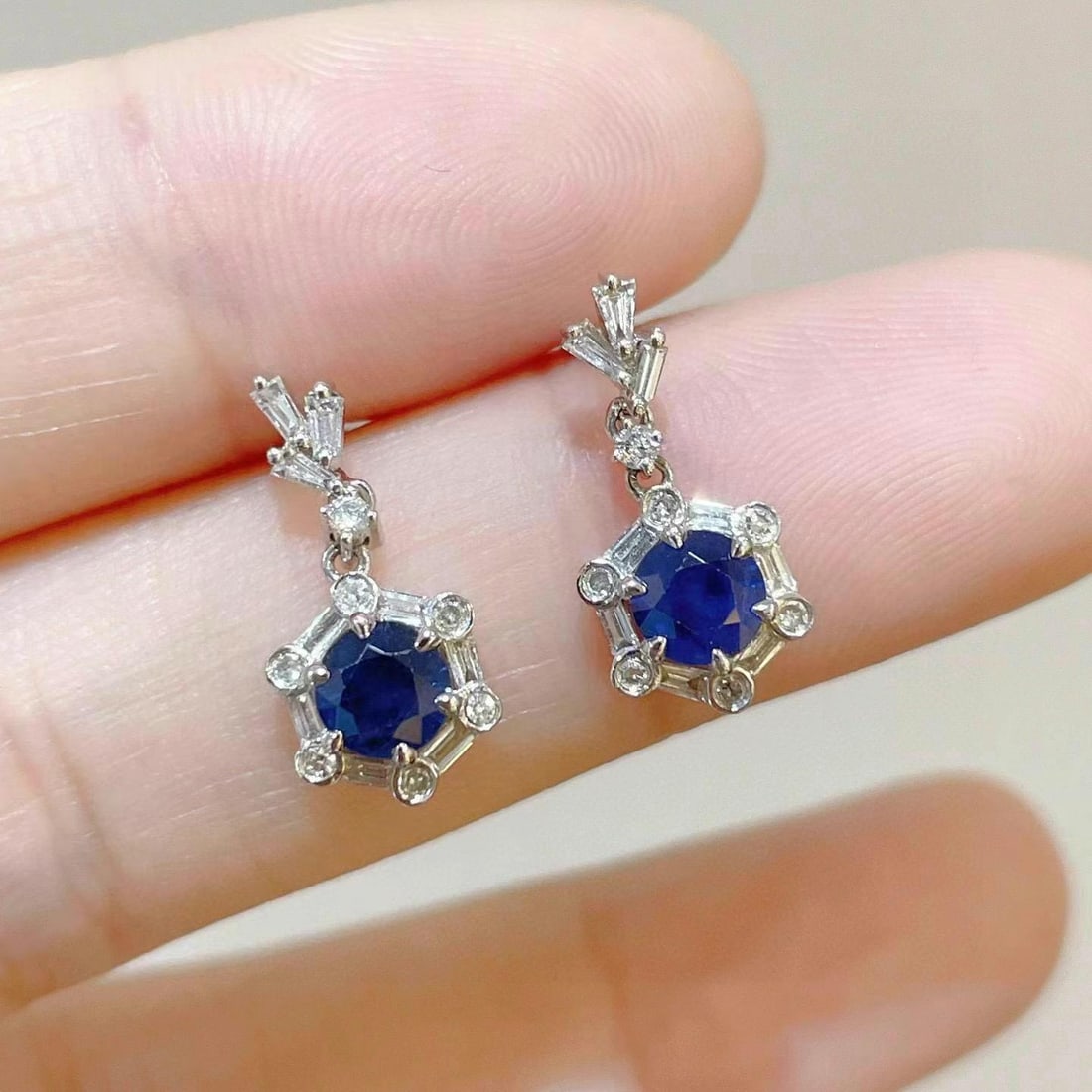 14k Gold 0.32 Ctw Natural Sapphire & Diamond Earrings - 2