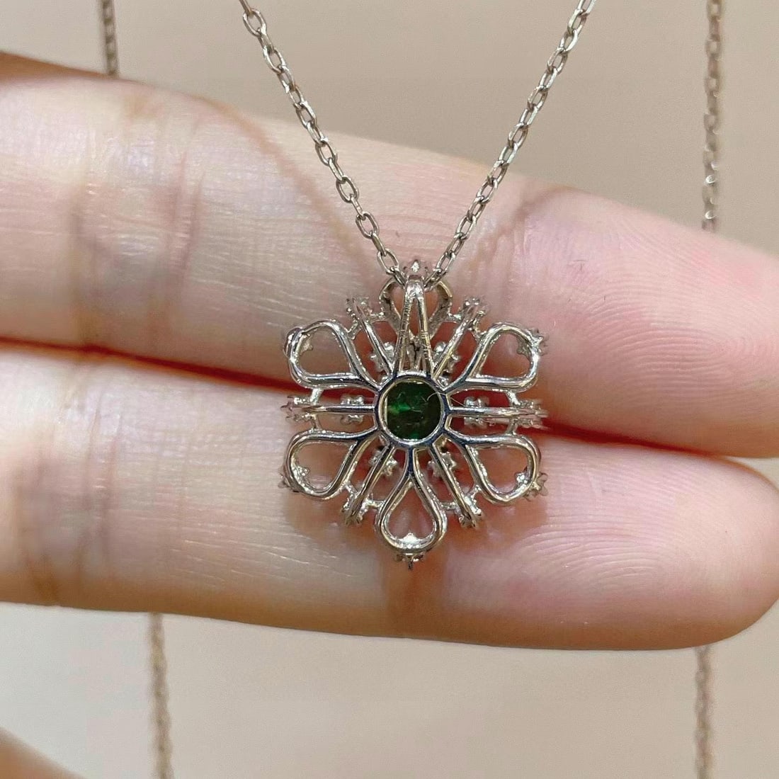 14k Gold 0.31 Ct Vivid Green Natural Emerald & Diamond Pendant( Without Chain ) - 4