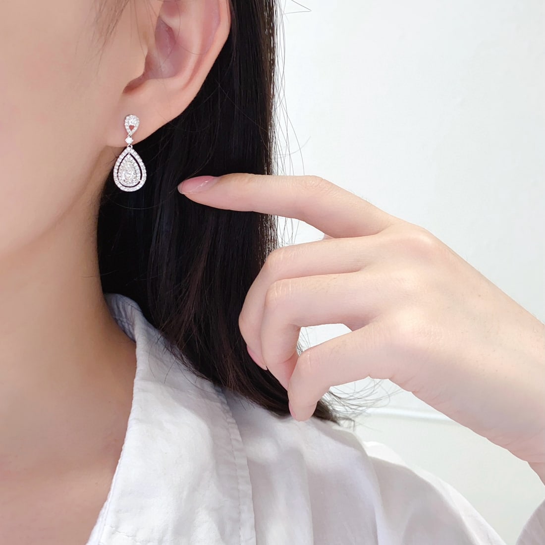 Gia Certified 14k Gold 1.17 Ctw Natural F Vvs2 Pear Diamond Earrings - 3