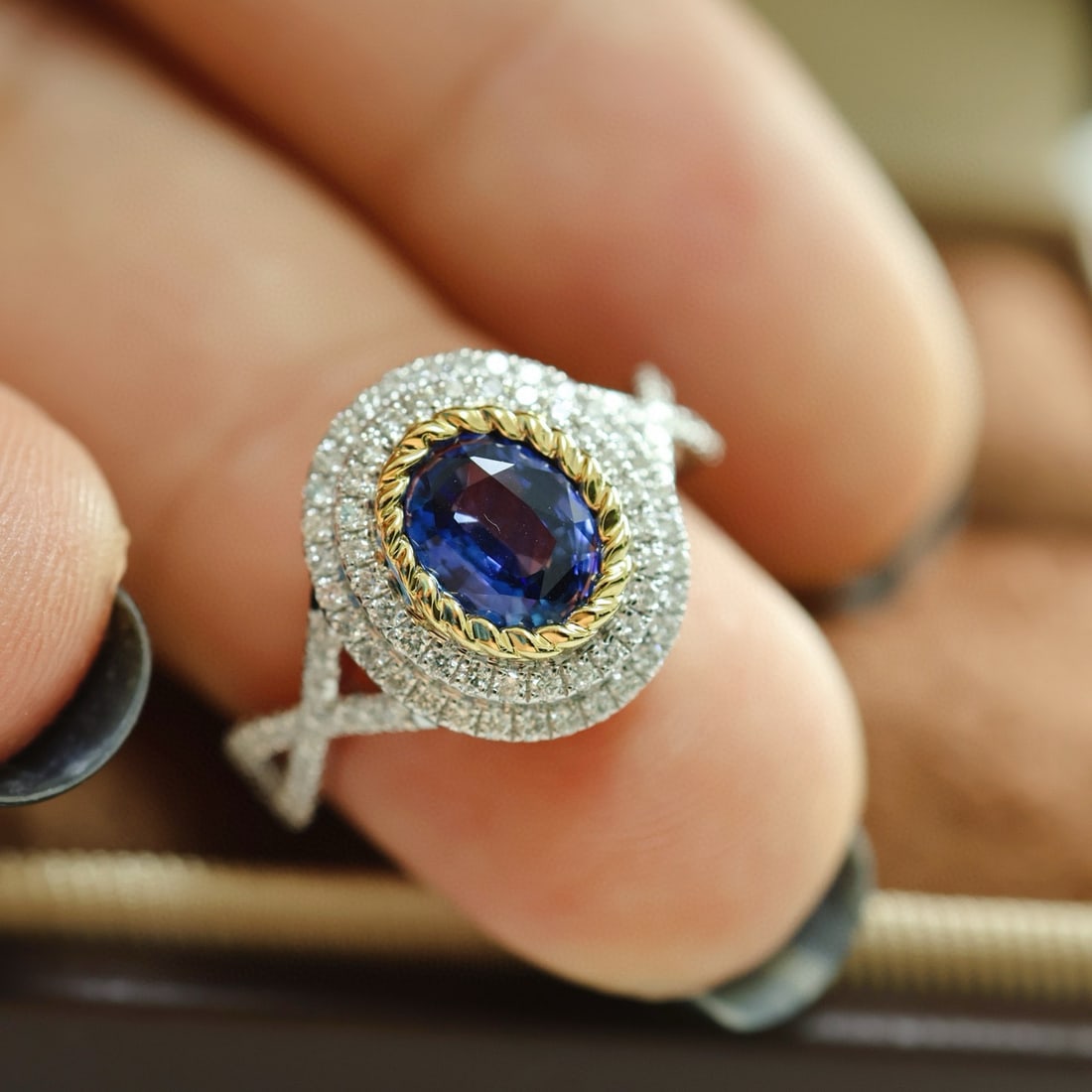 14k Gold 1.47 Ctw Natural Sapphire & Diamond Ring - 4