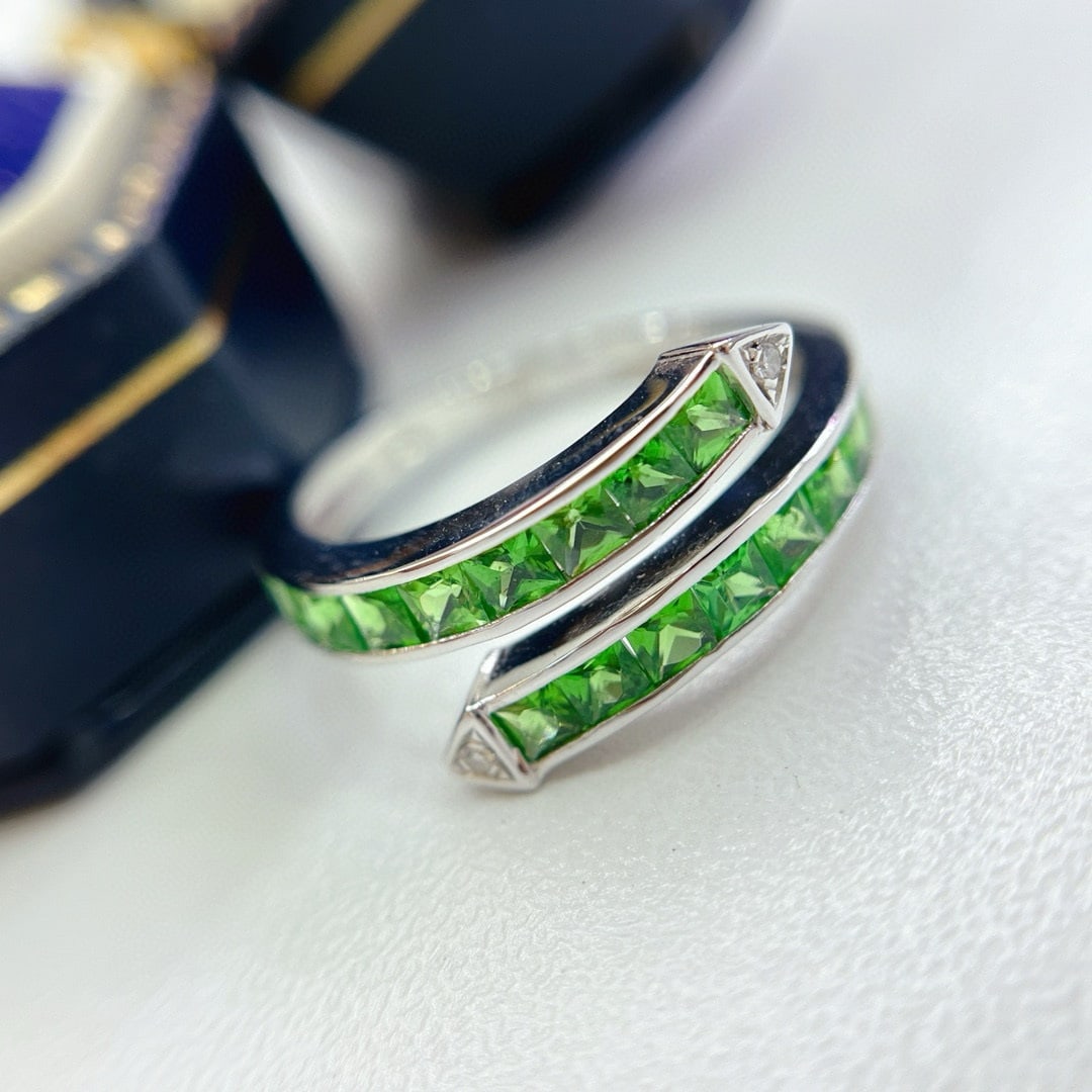 14k Gold 1.80 Ct Natural Tsavorite & Diamond Ring - 6