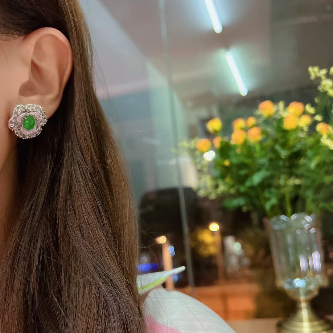 14k Gold 4.1 Ct Vivid Green Natural Emerald & Sapphire Earrings - 3