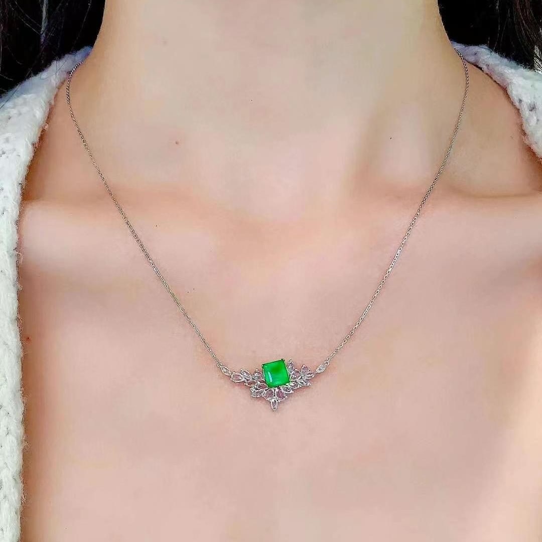 14k Gold 1.35 Ct Natural Emerald & Sapphire Necklace - 2