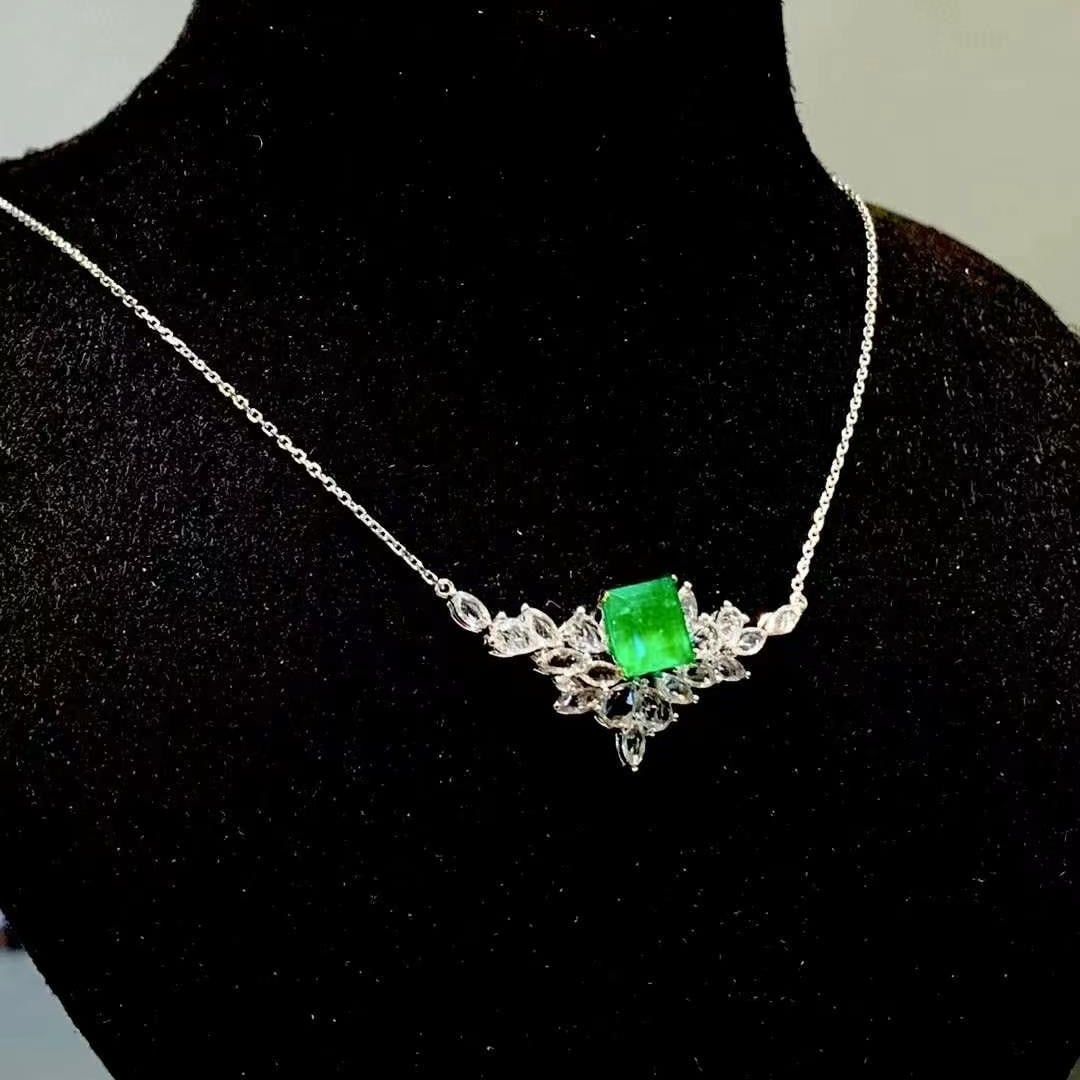 14k Gold 1.35 Ct Natural Emerald & Sapphire Necklace - 6