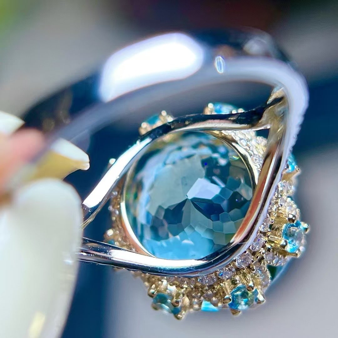 14k Gold 9.28 Ctw Natural Aquamarine & Diamond Ring - 2