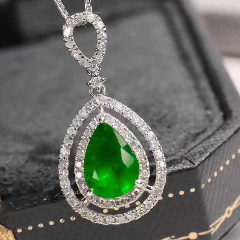 14k Gold 2.01 Ctw Vivid Green Natural Emerald & Diamond Pendant( Without Chain ) - 3