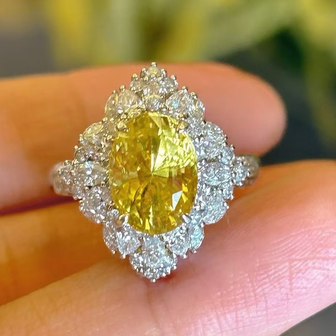 14k Gold 4.06 Ct Natural Sapphire & Diamond Ring/pendant( Without Chain ): Ref:230945056 // gold content:14k gold // ring size:7. 25us // // main gemstone:sapphire // shape:oval // carat weight:4. 06ct // color:yellow // treatment:natural // // adjacent gemstone 2 : diamond