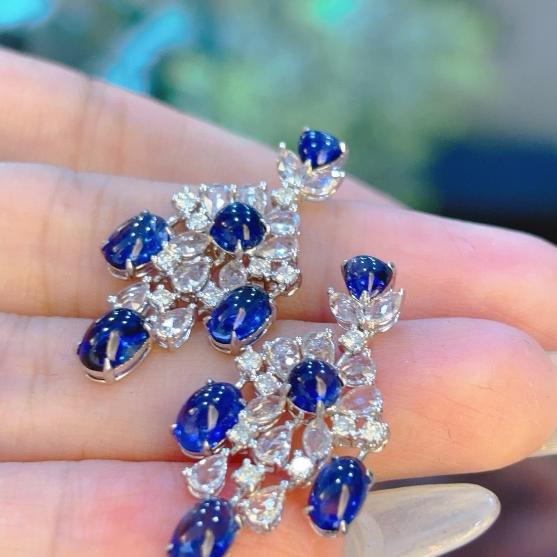 14k Gold 6.1 Ct Natural Sapphire & Sapphire & Diamond Earrings - 4