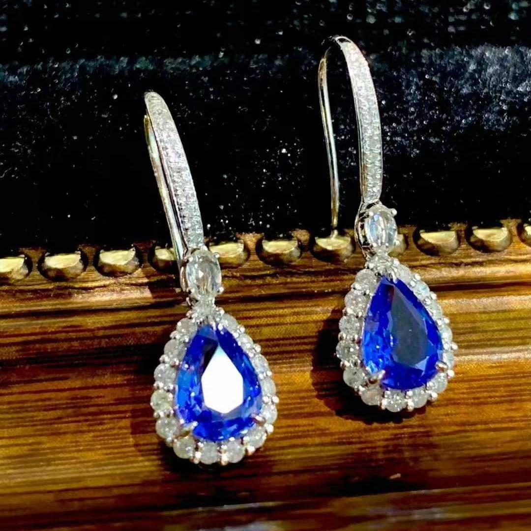 14k Gold 1.85 Ct Vivid Blue Natural Sapphire & Diamond & Sapphire Earrings - 3
