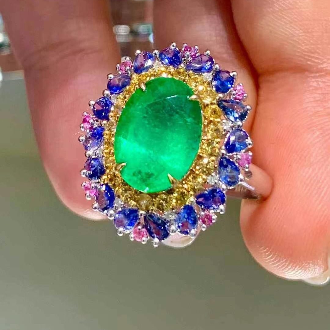 14k Gold 3.35 Ct Natural Emerald & Sapphire Ring - 2