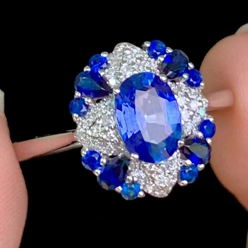 14k Gold 1.6 Ct Natural Sapphire & Diamond & Sapphire Ring: Ref:230945080 // gold content:14k gold // ring size:7. 25us // // main gemstone:sapphire // shape:oval // carat weight:1. 6ct // color:blue // treatment:natural // // adjacent gemstone 2 : diamond