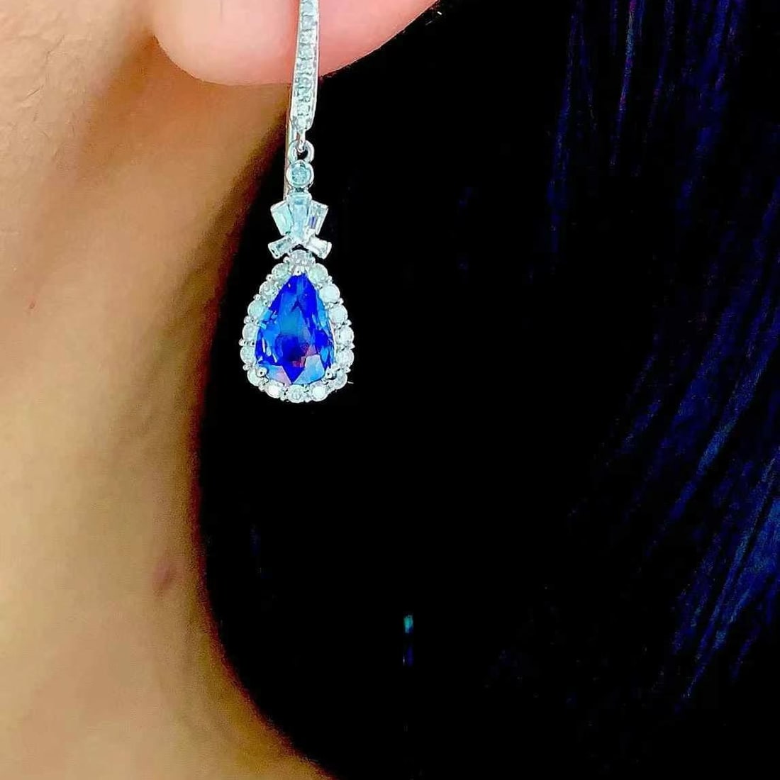 14k Gold 1.5 Ct Natural Sapphire & Diamond Earrings - 3