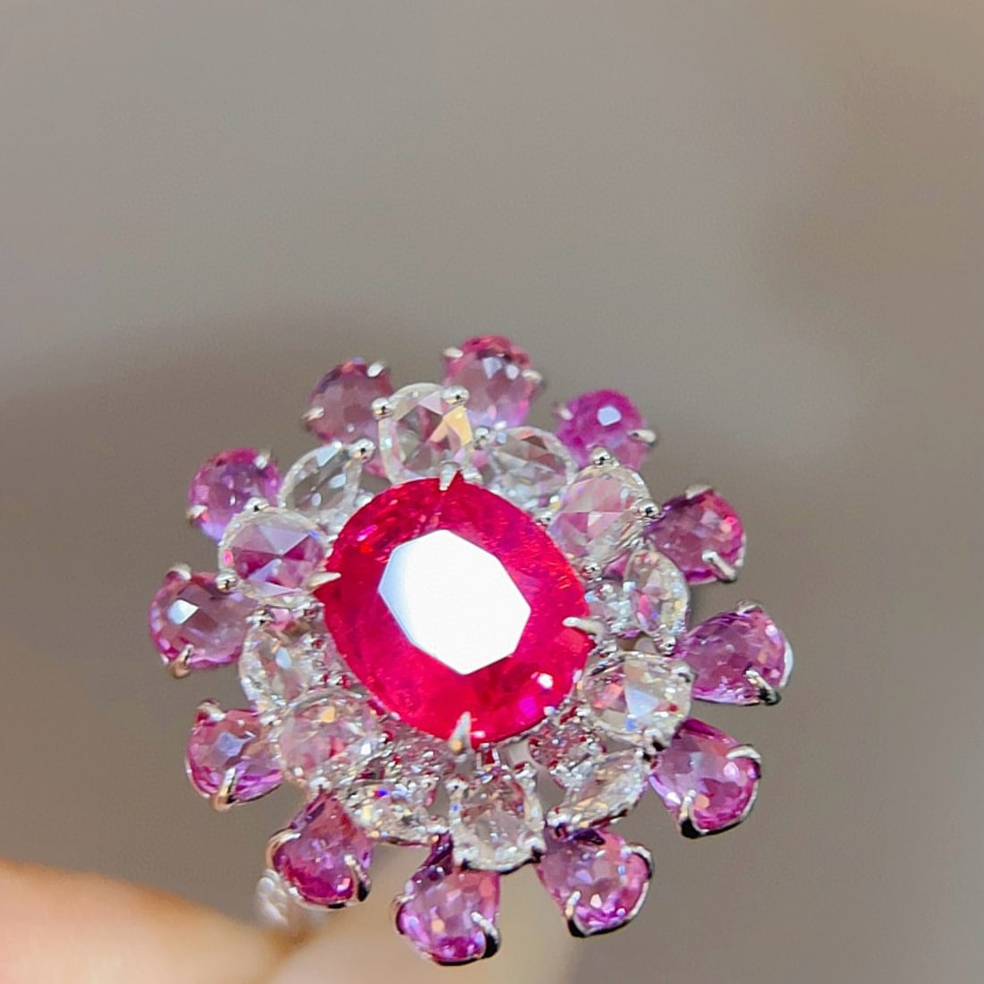 14k Gold 6.61 Ctw Natural Spinel & Padparadscha Sapphire Ring - 4