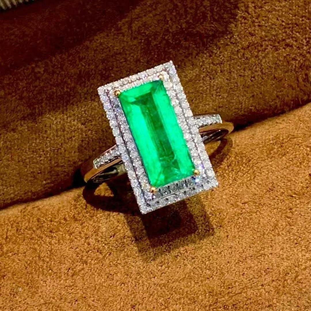 14k Gold 1.65 Ct Natural Emerald & Diamond Ring - 6