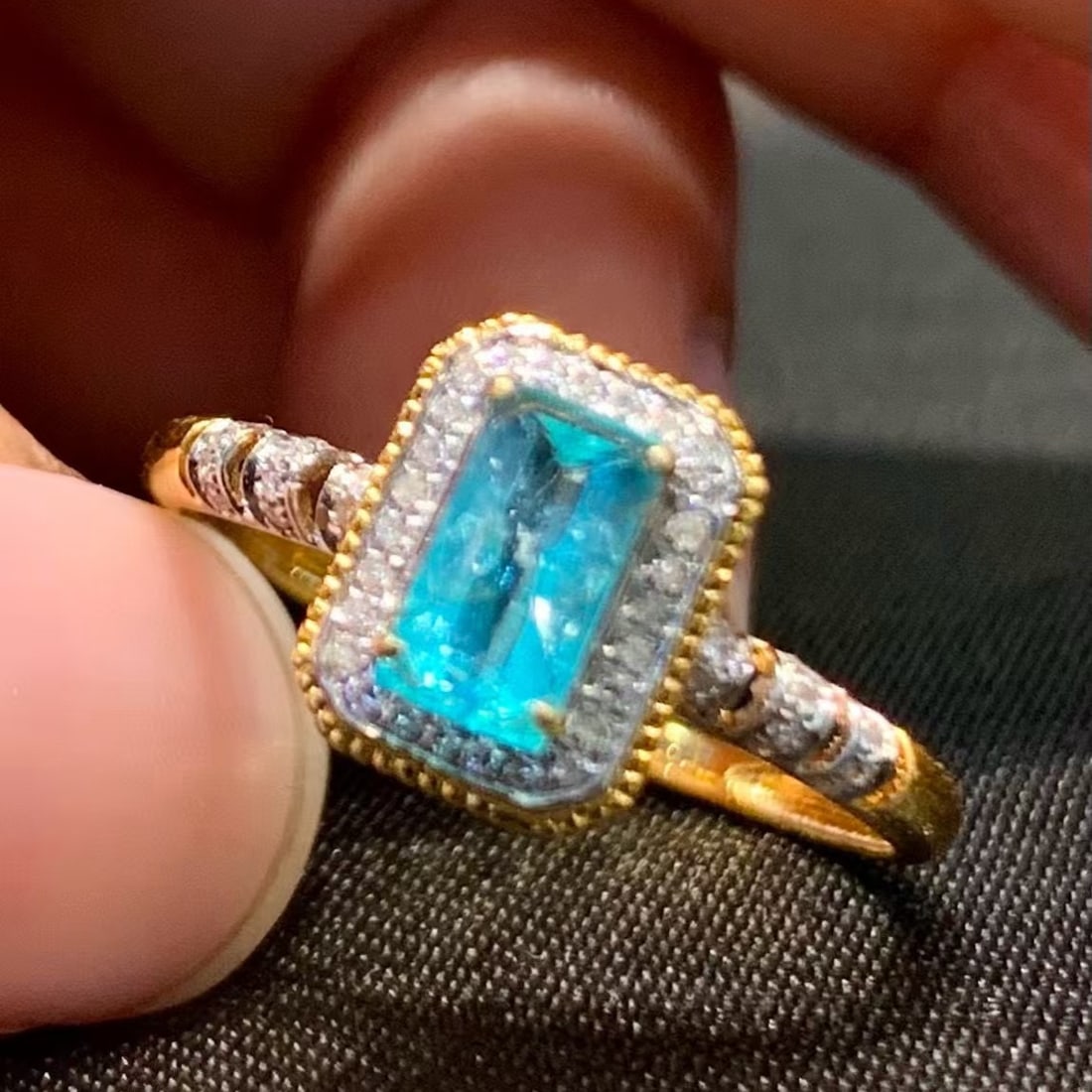 14k Gold 0.5 Ct Natural Paraiba Tourmaline & Diamond Ring - 4