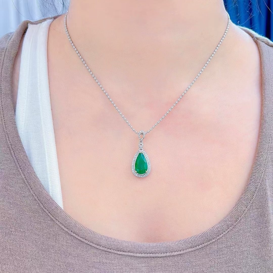 14k Gold 4.46 Ctw Natural Emerald & Diamond Pendant( Without Chain ) - 5