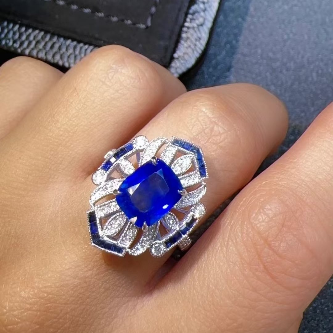 14k Gold 3.14 Ctw Natural Sapphire & Diamond Ring - 4