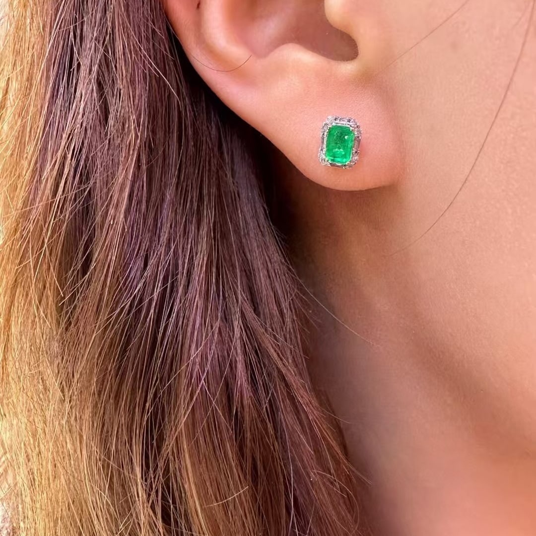 14k Gold 1.1 Ct Vivid Green Natural Emerald & Diamond Earrings - 3