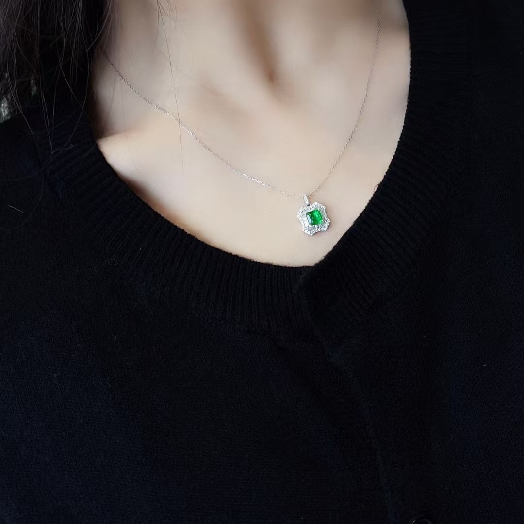 14k Gold 1.23 Ctw Natural Emerald & Diamond Pendant( Without Chain ) - 2