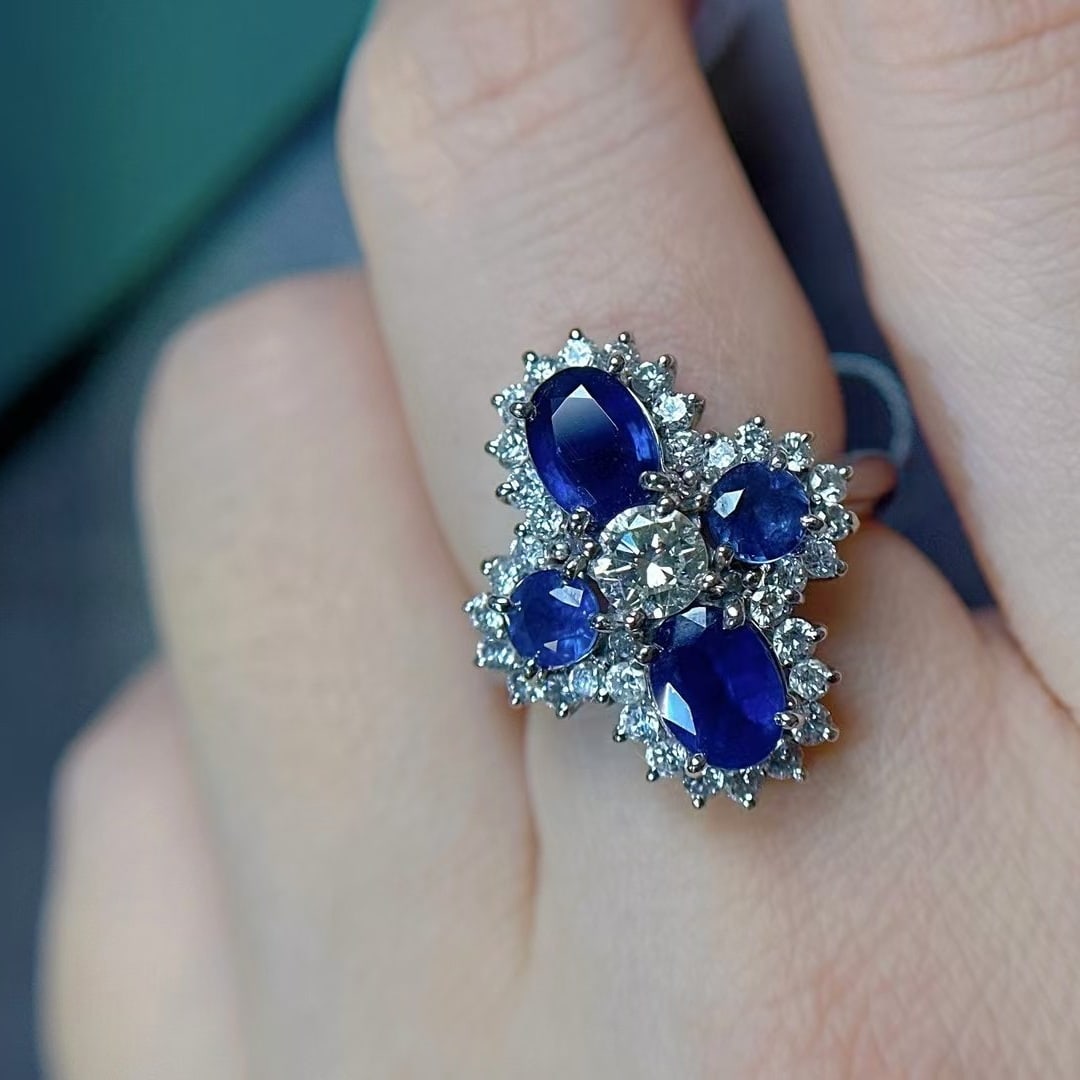 14k Gold 4.0 Ctw Natural Sapphire & Diamond Ring - 3