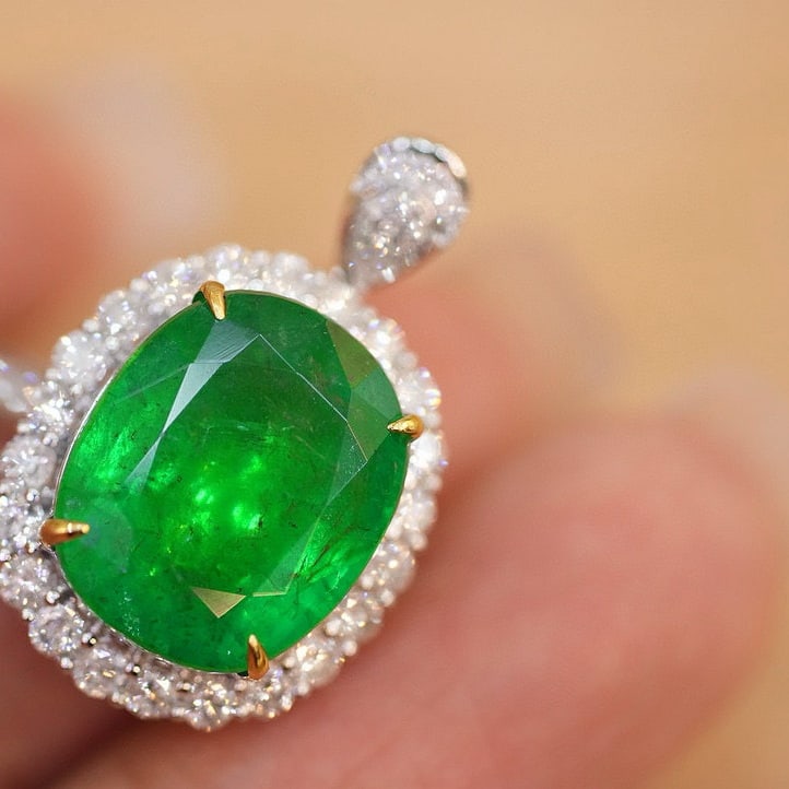 14k Gold 7.2 Ct Natural Emerald & Diamond Ring/pendant( Without Chain ) - 3