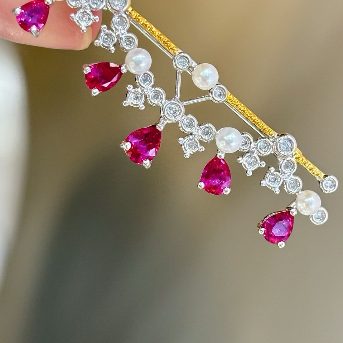 14k Gold 1.5 Ct Natural Ruby & Diamond Brooch - 7