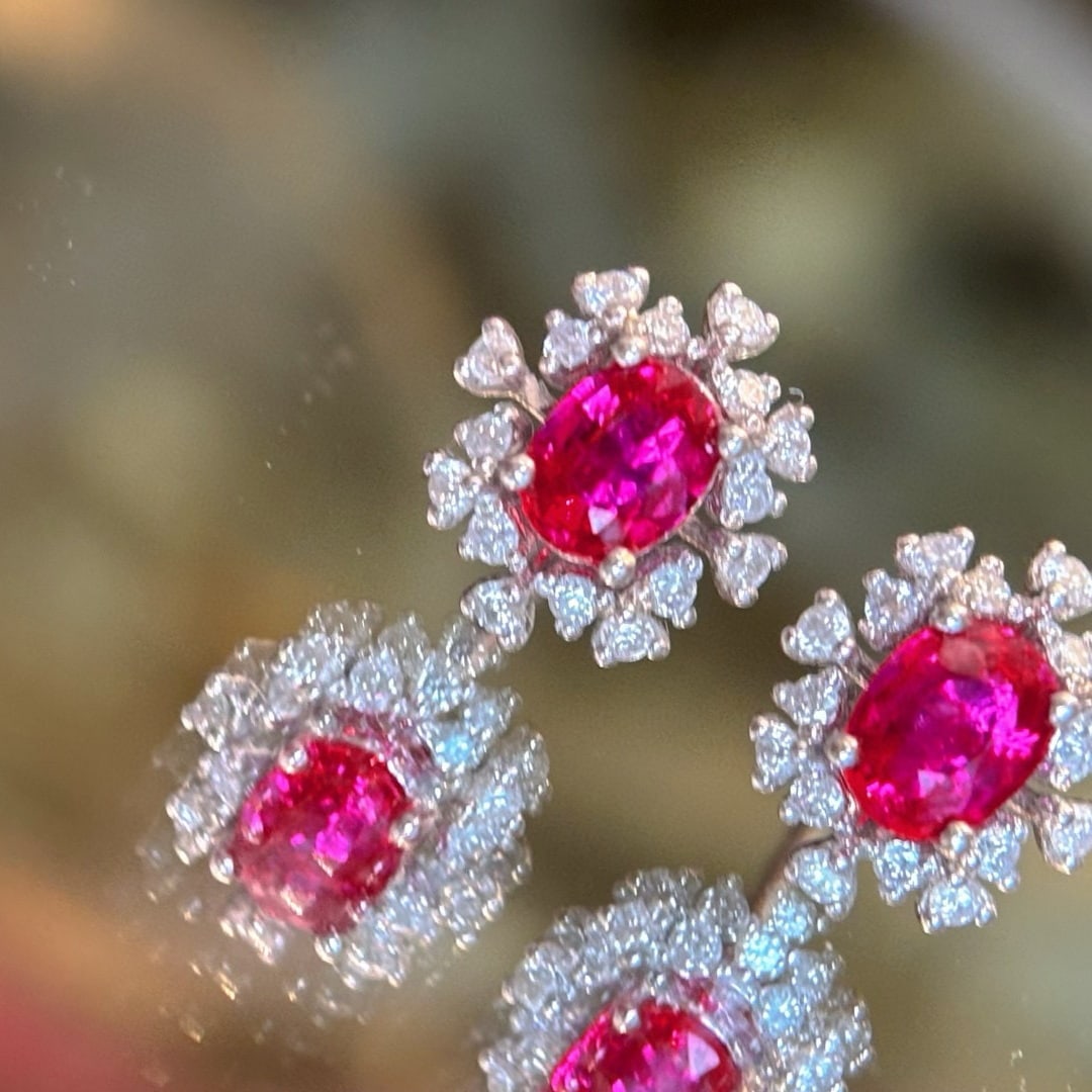 14k Gold 0.6 Ct Natural Ruby & Diamond Earrings - 3