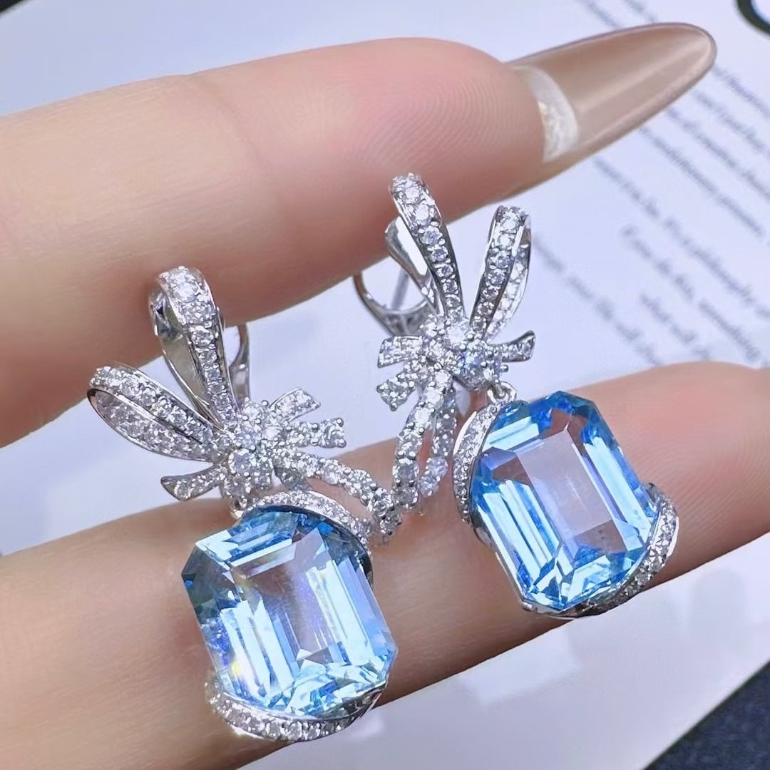 14k Gold 10.48 Ctw Natural Aquamarine & Diamond Earrings - 4