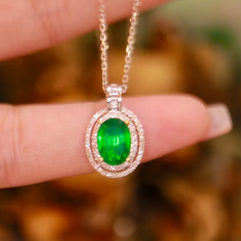 14k Gold 1.90 Ctw Natural Emerald & Diamond Pendant( Without Chain ) - 3