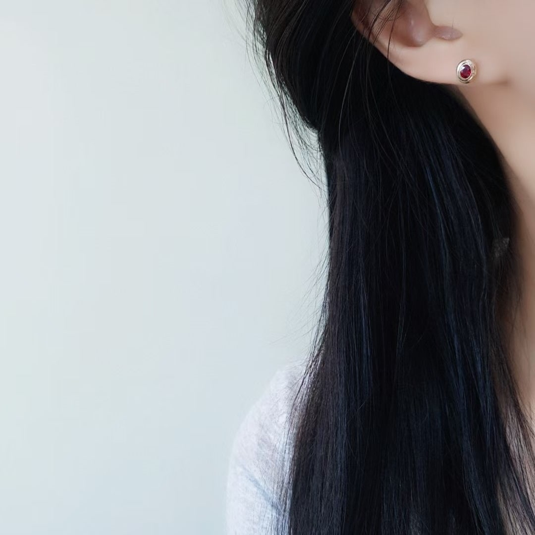 14k Gold 0.6 Ct Natural Ruby Earrings - 2