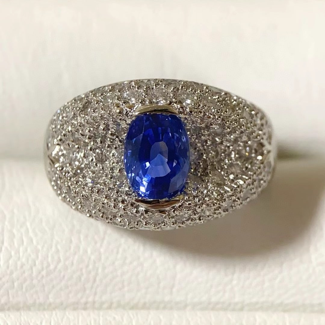 14k Gold 3.53 Ctw Natural Sapphire & Diamond Ring: Ref:230946006 // gold content:14k gold // ring size:7. 25us // // main gemstone:sapphire // shape:oval // carat weight:2. 1ct // color:cornflower blue // treatment:natural // // adjacent gemstone 2 :