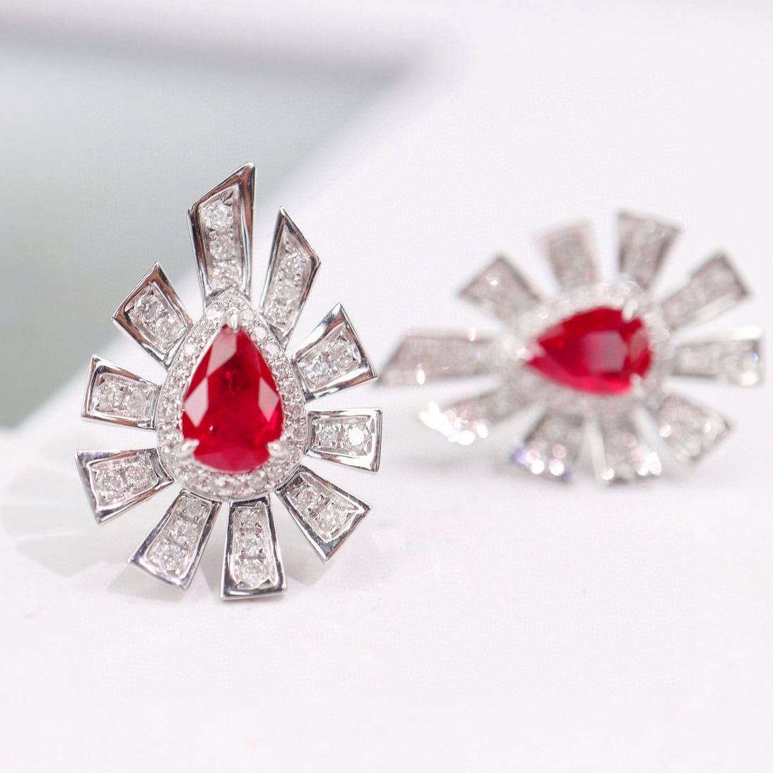 14k Gold 1.61 Ctw Natural Ruby & Diamond Earrings - 3