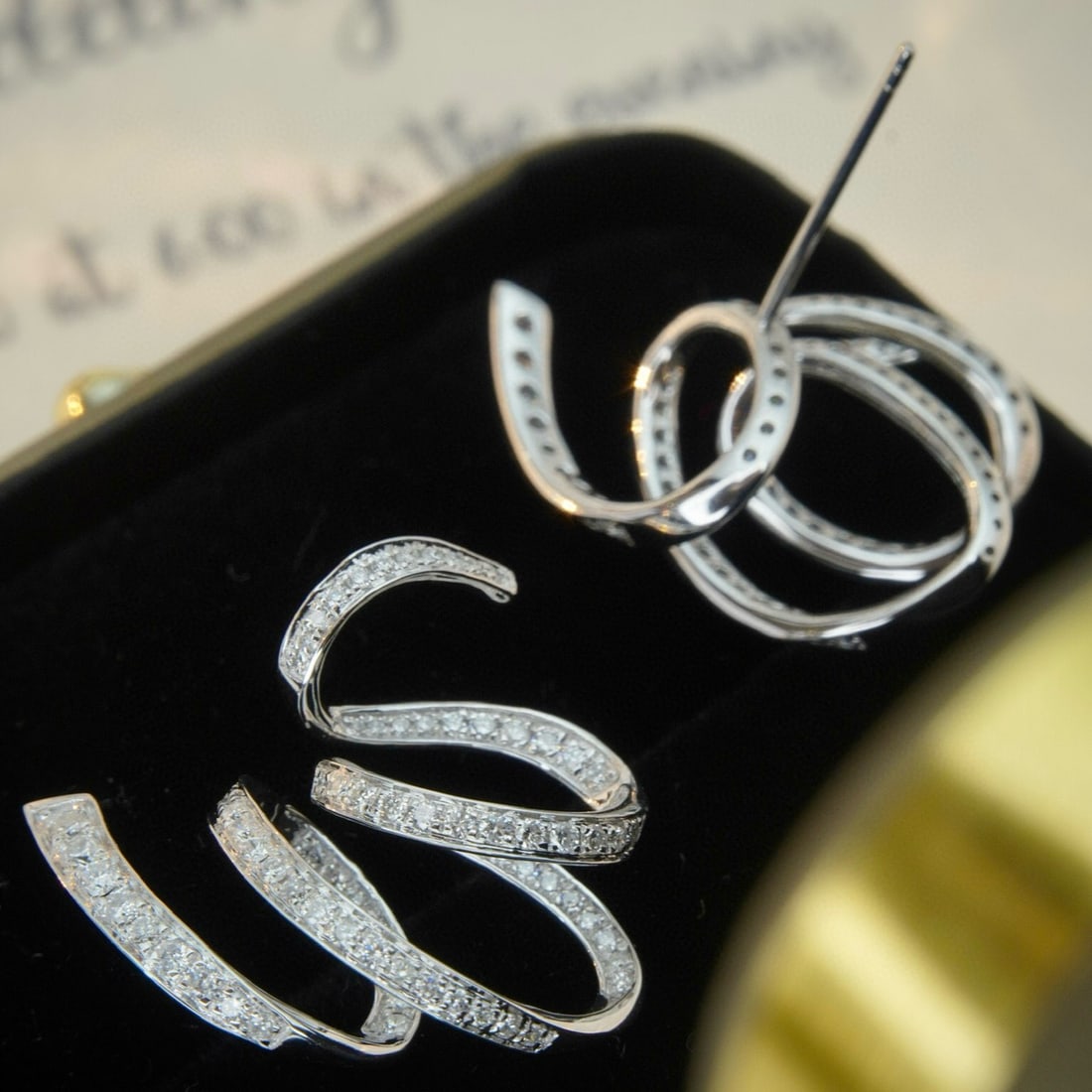 14k Gold 0.84 Ct Natural H Diamond Earrings - 4