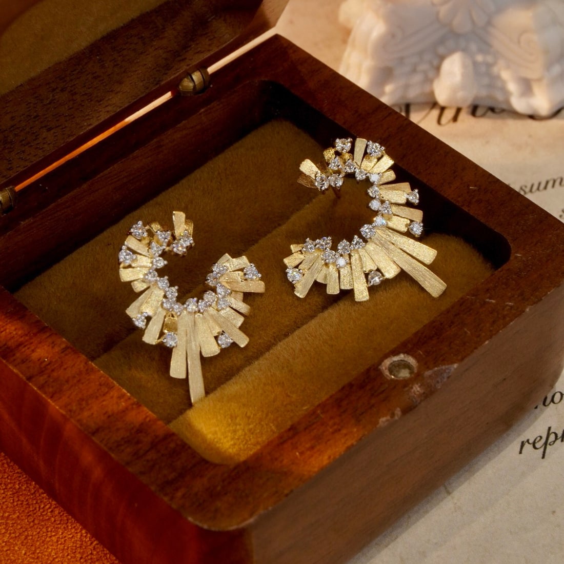14k Gold 0.7 Ct Natural H Diamond Earrings - 4