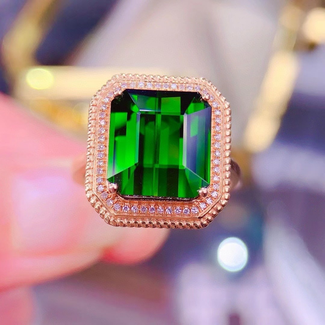 14k Gold 4.8 Ct Natural Tourmaline & Diamond Ring: Ref:230946079 // gold content:14k gold // ring size:7. 25us // // main gemstone:tourmaline // shape:octagonal // carat weight:4. 8ct // color:green // treatment:natural // // adjacent gemstone 2 : dia