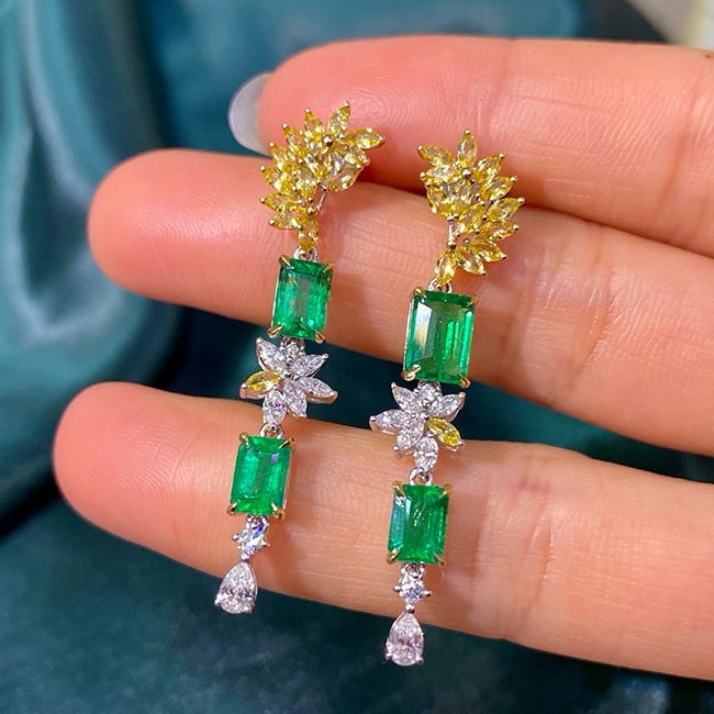 14k Gold 3.63 Ctw Vivid Green Natural Emerald & Sapphire Earrings - 4