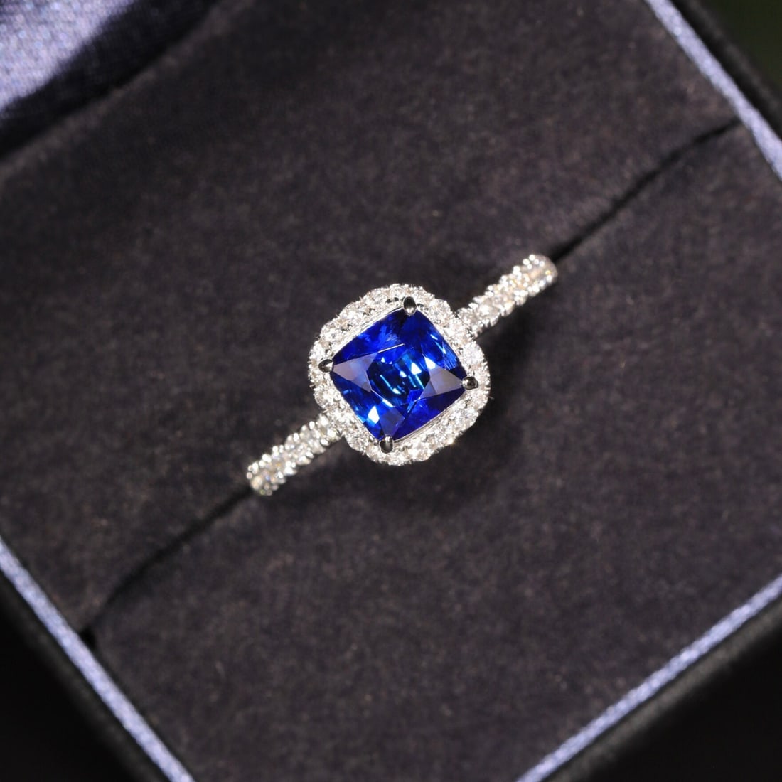 14k Gold 1.14 Ct Natural Sapphire & Diamond Ring - 9