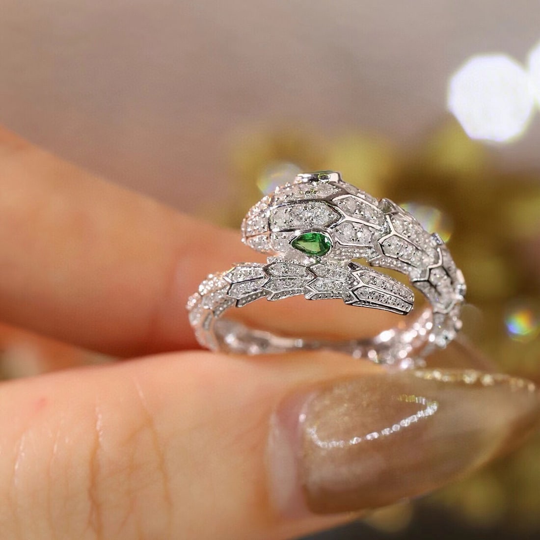 14k Gold 0.97 Ctw Natural Tsavorite & Diamond Ring - 3