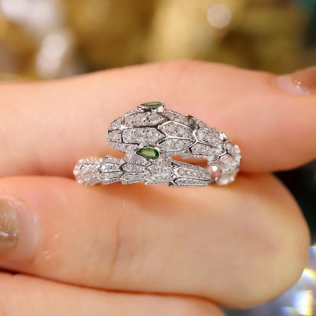 14k Gold 0.97 Ctw Natural Tsavorite & Diamond Ring - 5