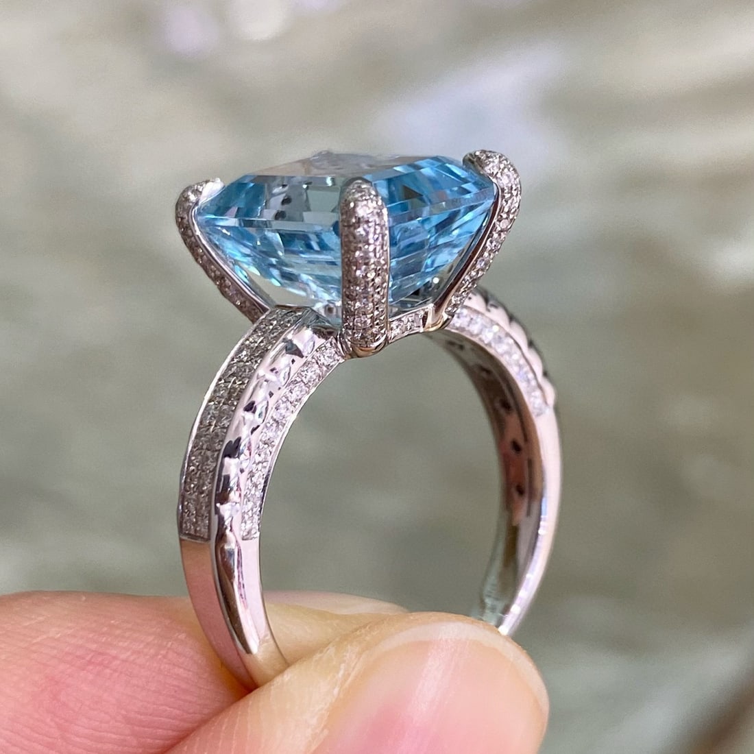 14k Gold 5.92 Ctw Natural Aquamarine & Diamond Ring - 6